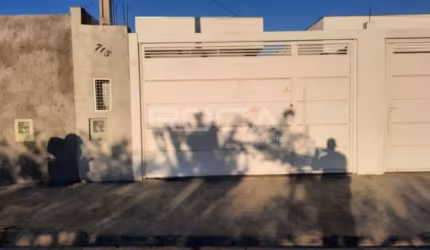 Casa padrão para alugar no bairro Jardim Embaré em São Carlos