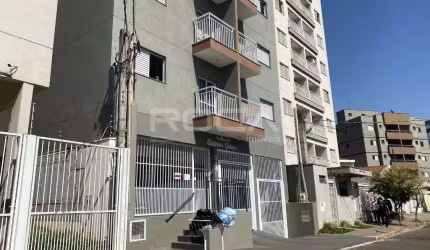 Venda de Apartamentos / Padrão na cidade de São Carlos
