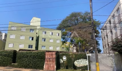 Apartamento moderno de 2 dormitórios à venda em Cidade Jardim, São Carlos
