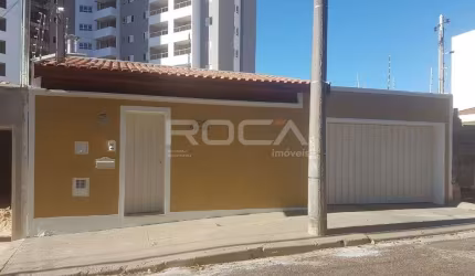 Casa com 4 quartos para alugar no Jardim Lutfalla, São Carlos , 190 m2 por R$ 5.334