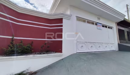 Casa padrão à venda e locação no Jardim Hikare, São Carlos - 3 dormitórios e suíte