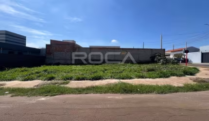 Terreno à venda no bairro Jardim Embaré, São Carlos