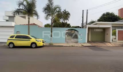 Casa com 3 quartos à venda na Rua Treze de Maio, 2835, Centro, São Carlos, 270 m2 por R$ 850.000