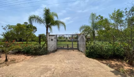 Chácara / sítio com 7 quartos à venda na Chácara Leila, São Carlos , 400 m2 por R$ 1.200.000