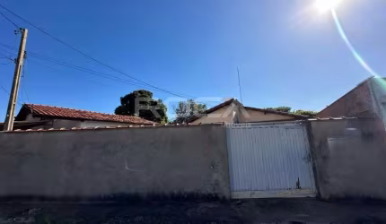 Casa padrão à venda no Jardim Mercedes em São Carlos