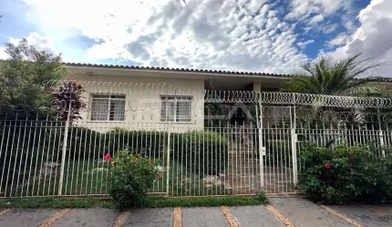 Casa de alto padrão com 5 dormitórios no Jardim Santa Paula, São Carlos