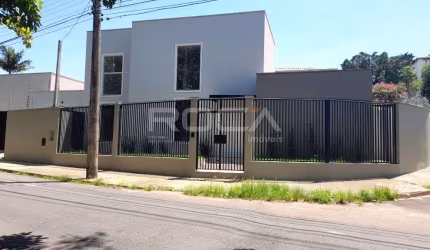 Casa de alto padrão à venda no bairro Jardim Santa Paula em São Carlos