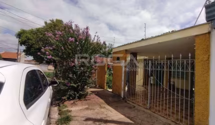 Venda de Casas / Padrão na cidade de São Carlos