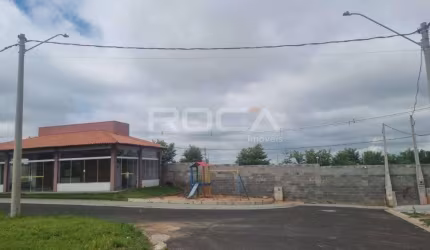 Terreno no Condomínio Parque dos Timburis em São Carlos - Oportunidade Única!