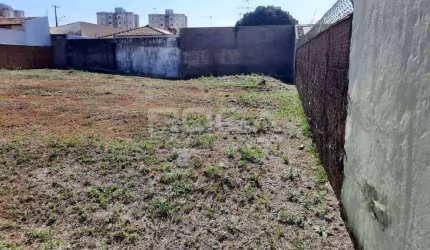 Terreno à venda no Jardim Munique, São Carlos  por R$ 180.000
