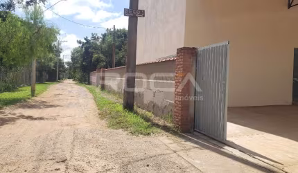 Chácara de Luxo em São Carlos - 2 suítes, salão de festas e jardim de inverno