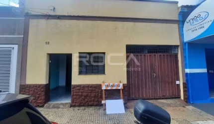 Linda Casa Padrão com 2 Dormitórios na Vila Prado, São Carlos