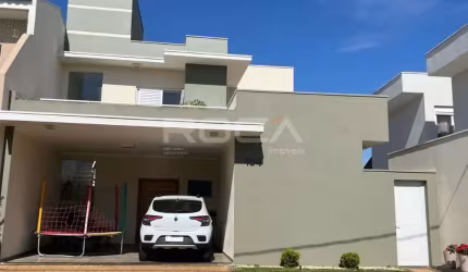 Casa de luxo com 3 dormitórios e ampla área de lazer no Condomínio Village Damha em São Carlos