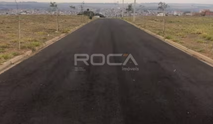 Oportunidade única! Terreno padrão à venda em Vista Alegre, São Carlos.