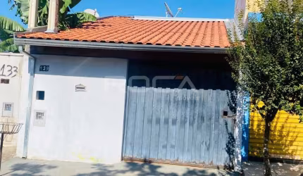 Casa à venda em Cidade Aracy, São Carlos: charme e conforto!