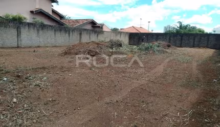 Terreno à venda no bairro Parque Santa Mônica, São Carlos - Muro incluso