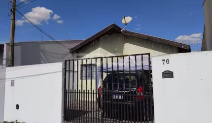 Casa Padrão à venda e locação no bairro Douradinho, São Carlos