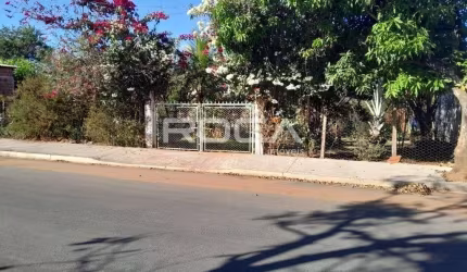 Chácara à venda em São Carlos: 3 dormitórios, suíte, cozinha e garagem coberta!
