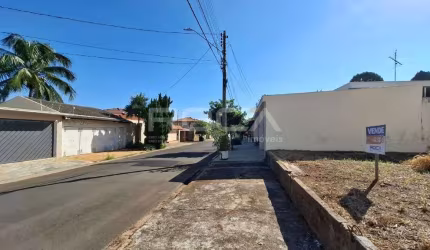 Terreno à venda no Jardim Cardinalli, São Carlos - Excelente oportunidade!