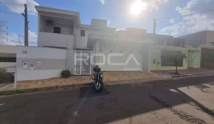 Magnífico Sobrado à venda no Jardim de Cresci, São Carlos!