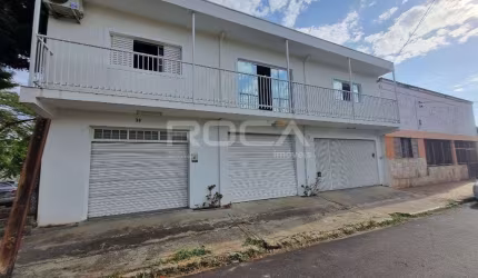 Casa à venda na Vila Prado com 3 dormitórios e quintal arborizado