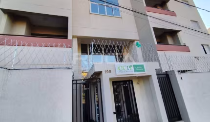 Apartamento térreo à venda e locação no Jardim Gibertoni, São Carlos