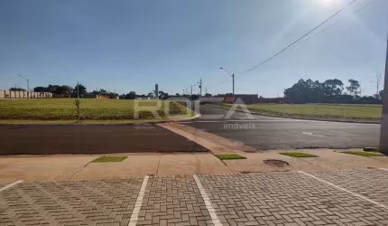 Terreno à venda em condomínio no bairro RECANTO DO SABIÁ em São Carlos