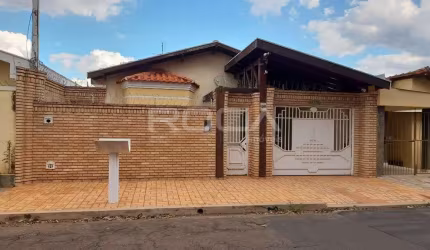 Casa de Padrão à Venda na Vila Faria, São Carlos