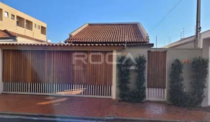 Casa com 3 quartos à venda na Rua Cézar Ricomi, 267, Jardim Lutfalla, São Carlos, 279 m2 por R$ 850.000