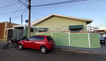 Casa padrão com 3 dormitórios na Vila Costa do Sol, São Carlos