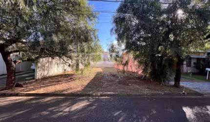 Terreno à venda em Bosque de São Carlos - Condomínio Exclusivo