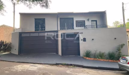 Casa de Alto Padrão com 4 Dormitórios no Parque Santa Marta - São Carlos