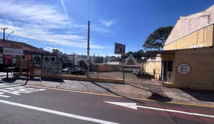 Excelente Terreno Comercial à Venda no Centro de São Carlos