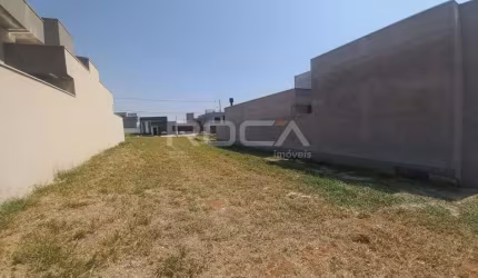 Excelente Terreno à Venda em Condomínio no Jardim Jóckei Club A, São Carlos