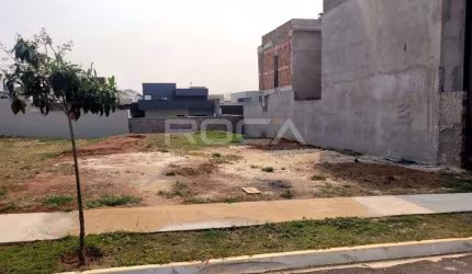 Oportunidade única! Terreno em condomínio no bairro Faixa Azul em São Carlos.