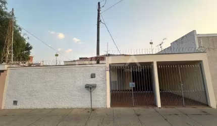 Casa Padrão à venda na Vila Faria, São Carlos: 3 dormitórios, suíte, garagem e muito mais!