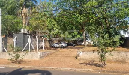 Terreno à venda no bairro Jardim Tangará em São Carlos