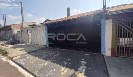 Casa Padrão à venda no Jardim Tangará, São Carlos: 2 dormitórios, garagem coberta