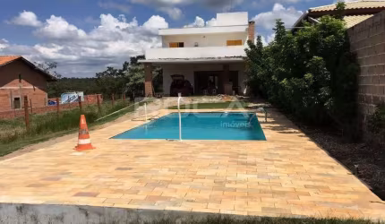 Casa de luxo em condomínio exclusivo no bairro Broa em Brotas