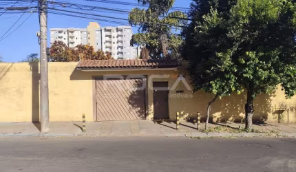 Casa de alto padrão para alugar em Cidade Jardim, São Carlos