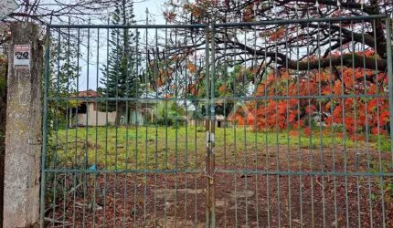 Oportunidade única! Terreno à venda no Jardim Hikare em São Carlos.