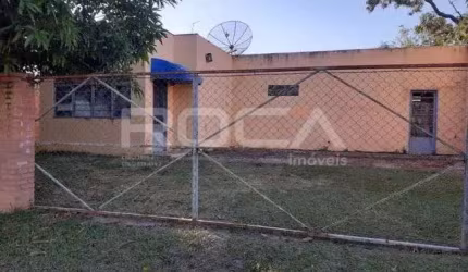 Chácara à venda em Brotas com 4 dormitórios e piscina aquecida