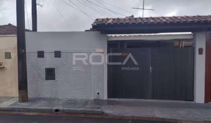 Casa à venda na Vila Costa do Sol, São Carlos: 2 dormitórios, garagem coberta