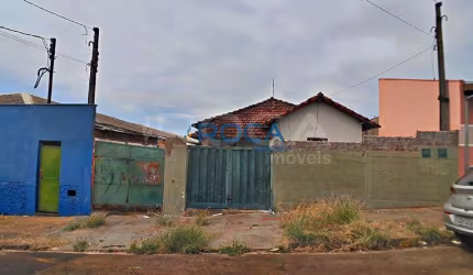 Venda de Casas / Padrão na cidade de São Carlos