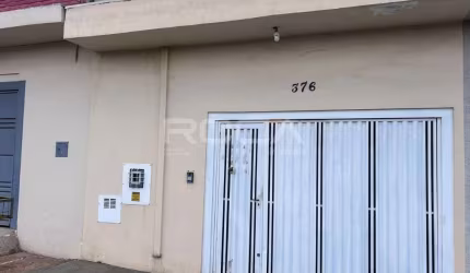 Casa Padrão à venda na Vila Prado, São Carlos - 4 dormitórios, 2 suítes