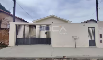 Casa Padrão para Alugar na Vila Celina, São Carlos - 2 Dormitórios, 2 Garagens