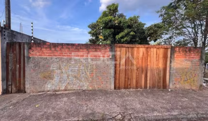 Terreno à venda no bairro Cidade Aracy, São Carlos