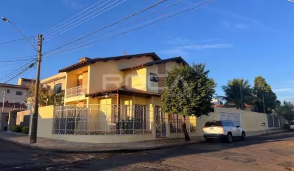 Casa à venda e locação na Vila Faria, São Carlos: 3 dormitórios, suíte, 2 garagens