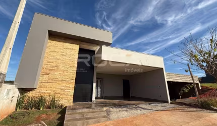 Casa à venda no Condomínio Recanto do Sabiá - São Carlos