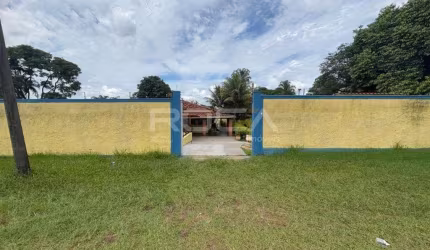Casa à venda e locação em Broa, Itirapina - 2 dormitórios e ampla área de lazer